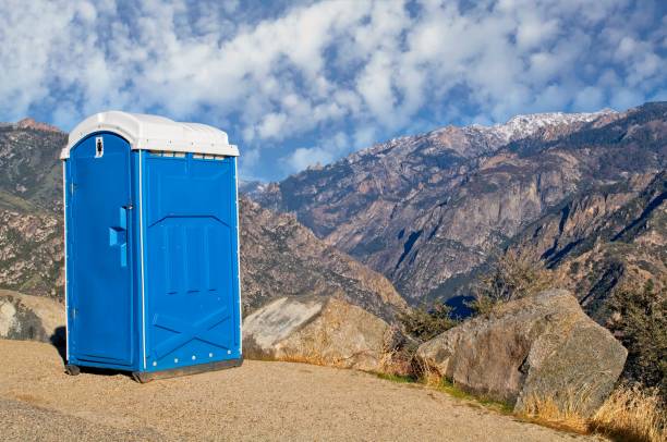 Portable Toilet Options We Offer in Chauvin, LA
